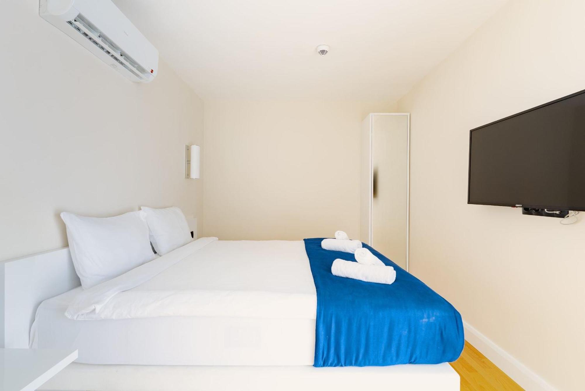 Orbi City Hotel With Sea View Batumi Esterno foto