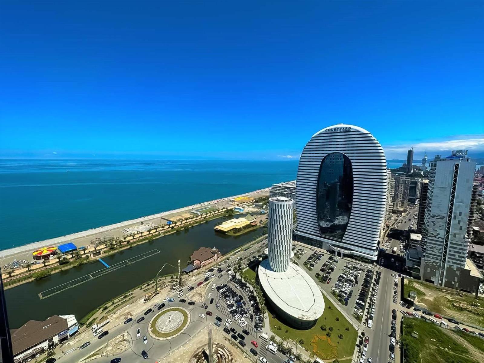 Orbi City Hotel With Sea View Batumi Esterno foto