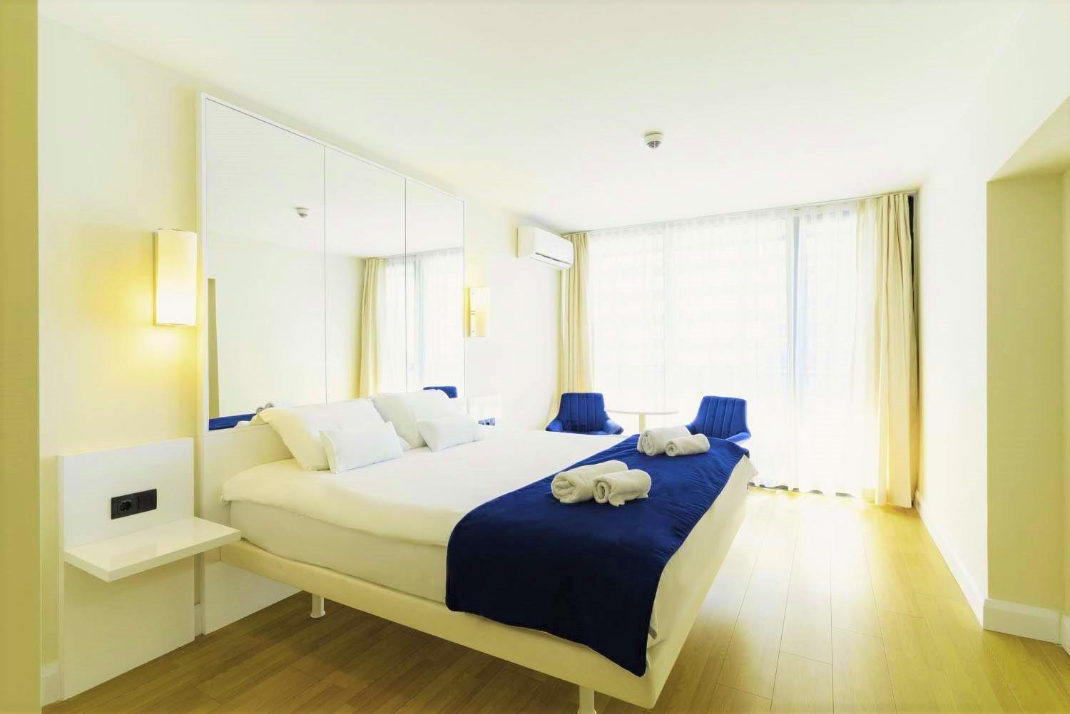 Orbi City Hotel With Sea View Batumi Esterno foto